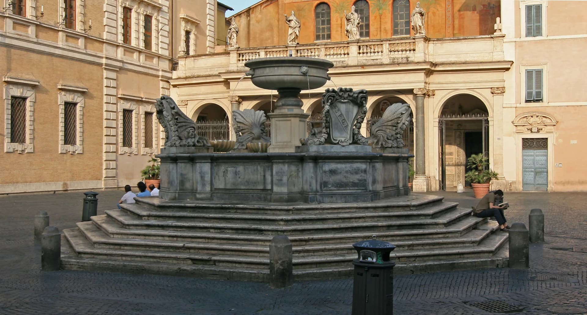 The fountain and square of Santa Maria in Trastevere, Rome