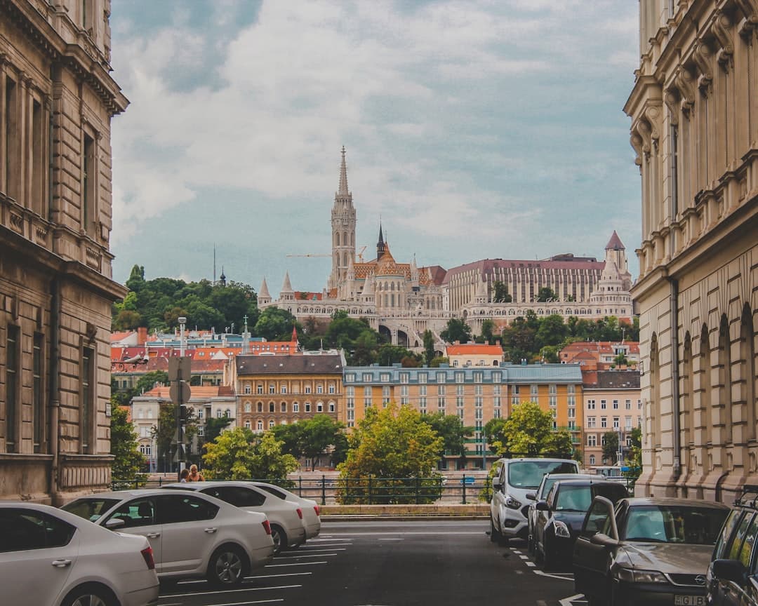 Budapest Jewish Quarter & Ruin Bars