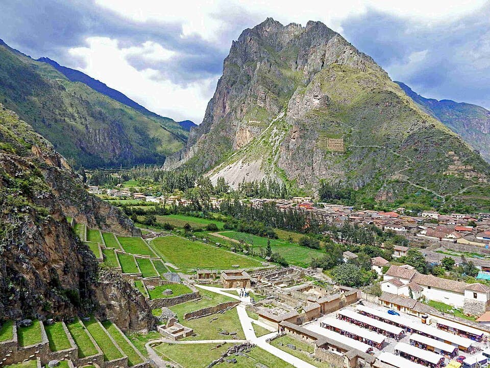 Ollantaytambo Fortress & Town